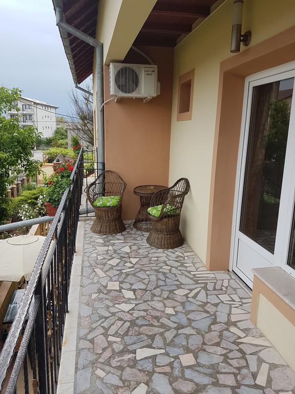 Pensiunea Casa Johnelly Costinesti Exterior foto